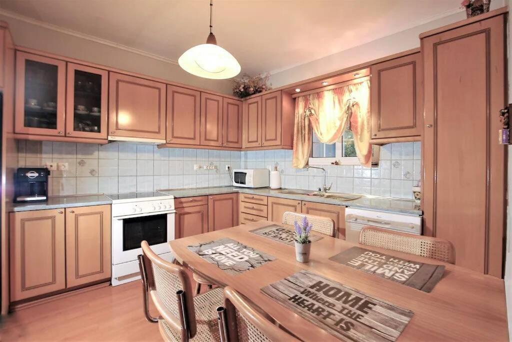 ארגוסטולי 'Panos' Comfy Apartment מראה חיצוני תמונה